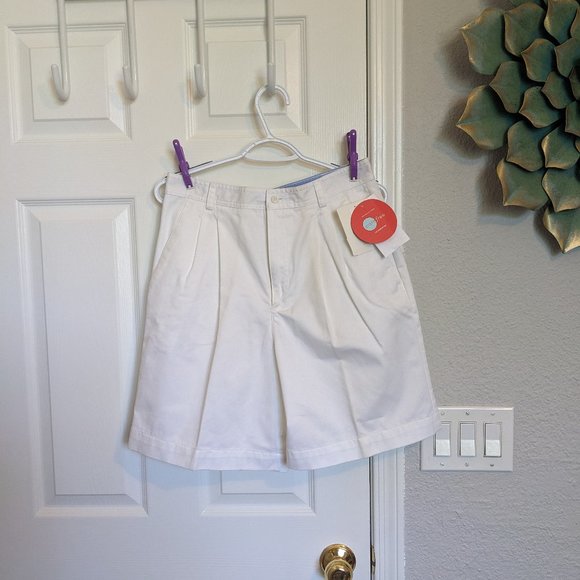Liz Claiborne Pants - NWT!!!  90s Vintage Lizsport Bermuda Shorts | White | 10 | 100% Cotton